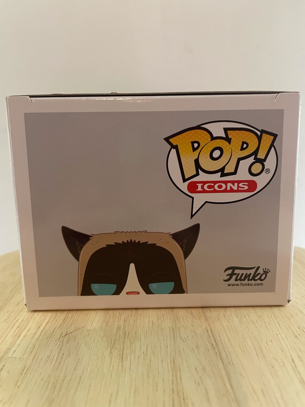 Funko Pop Grumpy Cat - Picture 8 of 9